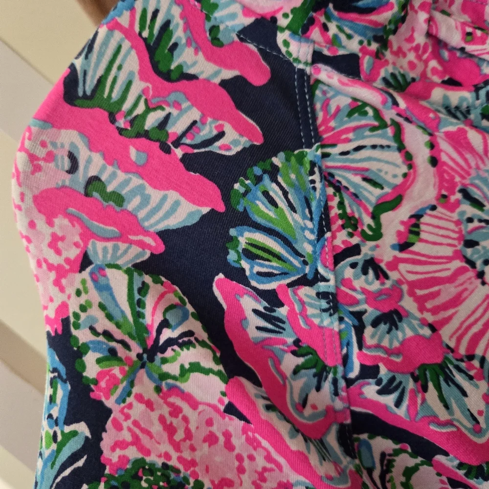 Lilly Pulitzer Cassi Popover. - Picture 4 of 6
